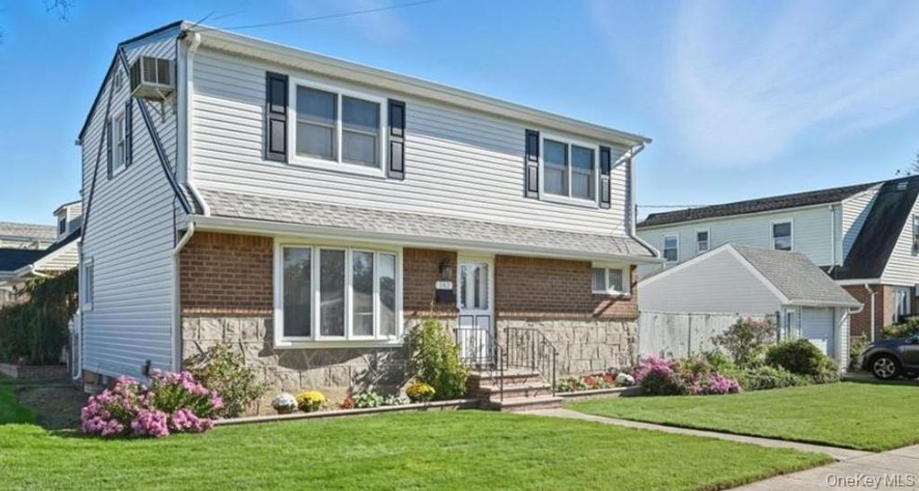 162 Crown Avenue, Elmont, NY 11003