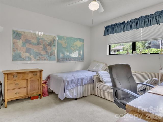 35 Talon Court, Waynesville, NC 28786