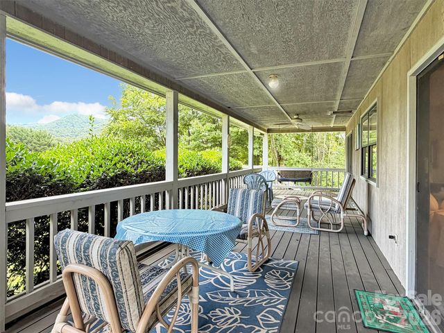35 Talon Court, Waynesville, NC 28786