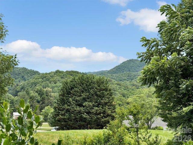 35 Talon Court, Waynesville, NC 28786