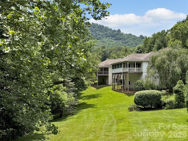 35 Talon Court, Waynesville, NC 28786