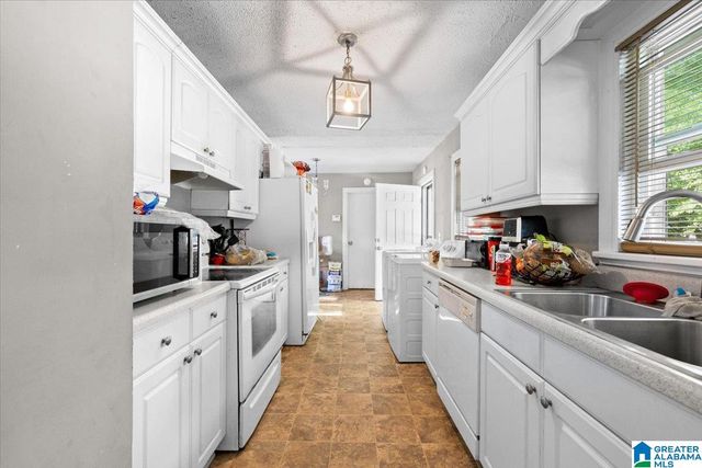 939 SHELTON STREET, Birmingham, AL 35215