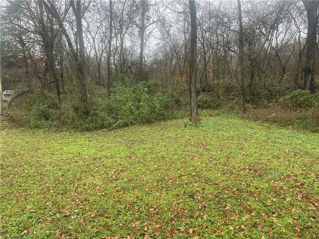 12129 Roy Jech Farm Road, Gentry, AR 72734