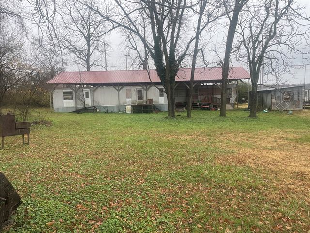 12129 Roy Jech Farm Road, Gentry, AR 72734