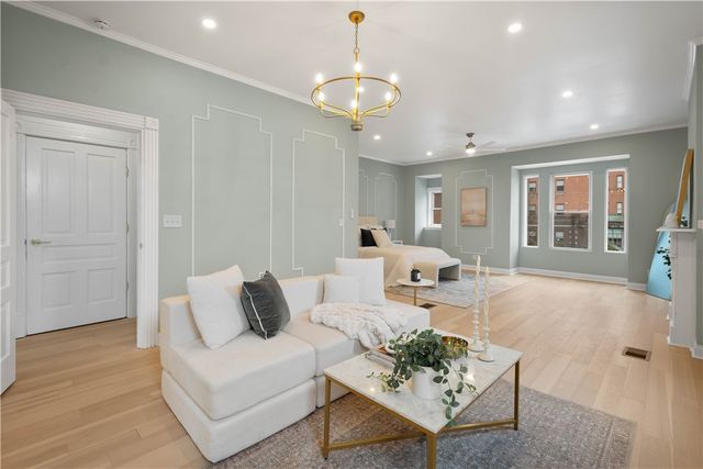 337 Fisk St, Lawrenceville, PA 15201