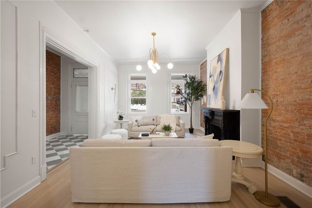 337 Fisk St, Lawrenceville, PA 15201