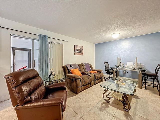 1601 SILVERSMITH PLACE, Orlando, FL 32818