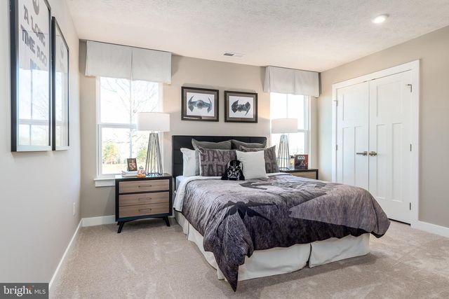 1350 WALLACE WAY, Ranson, WV 25438