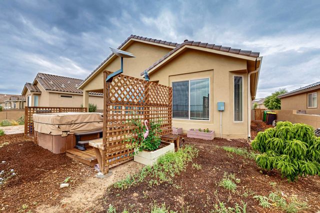 2927 KINGS CANYON Loop NE, Rio Rancho, NM 87144