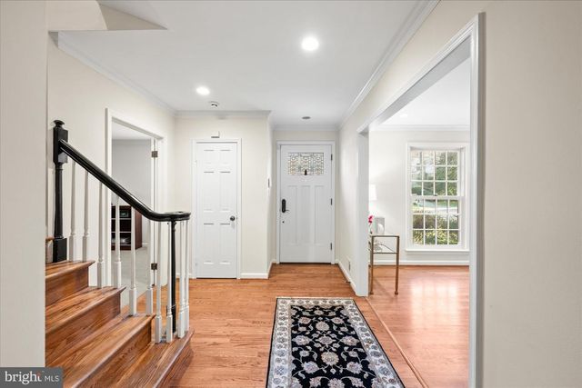 7616 HACKAMORE DR, Potomac, MD 20854