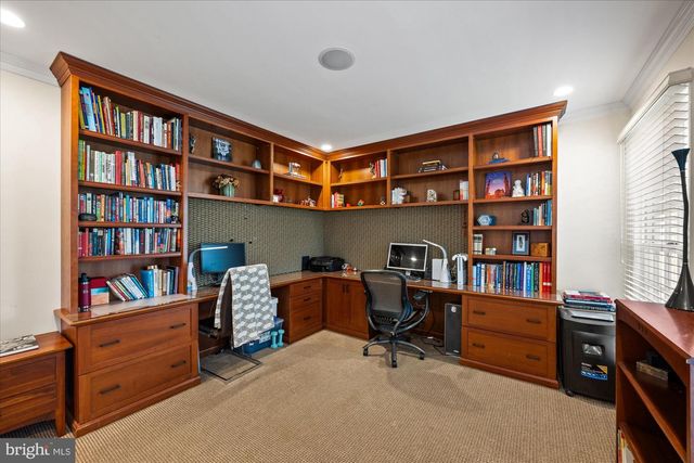 7616 HACKAMORE DR, Potomac, MD 20854