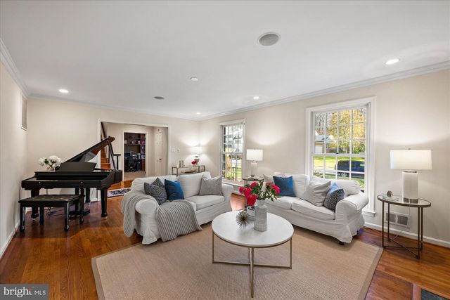 7616 HACKAMORE DR, Potomac, MD 20854