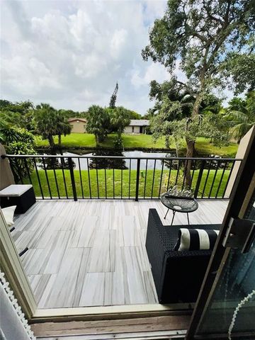 9050 NW 28th Street Unit 122, Coral Springs, FL 33065