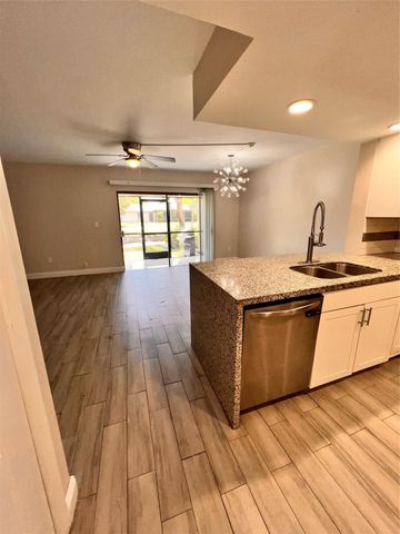 9050 NW 28th Street Unit 122, Coral Springs, FL 33065