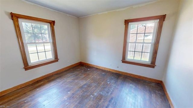 5217 Askew RD, Chesapeake, VA 23321
