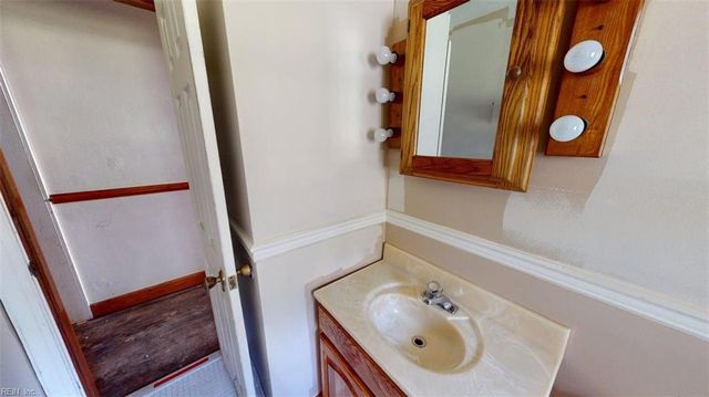 5217 Askew RD, Chesapeake, VA 23321