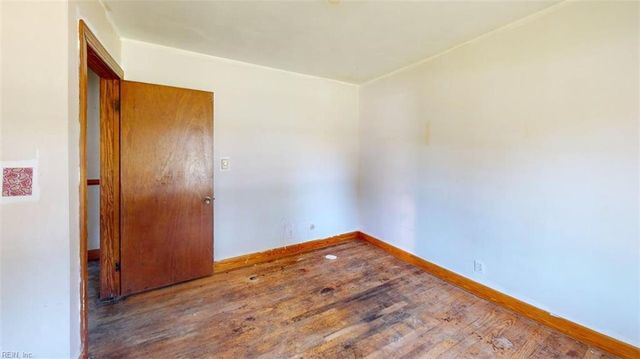 5217 Askew RD, Chesapeake, VA 23321