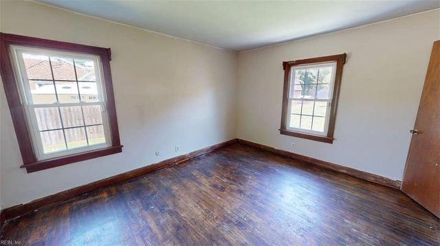 5217 Askew RD, Chesapeake, VA 23321