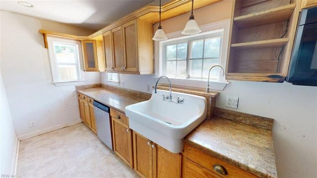 5217 Askew RD, Chesapeake, VA 23321