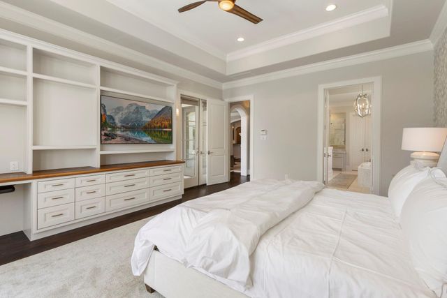 6806 E Warwick Lake Lane, Spring, TX 77389