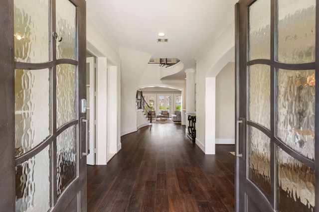 6806 E Warwick Lake Lane, Spring, TX 77389