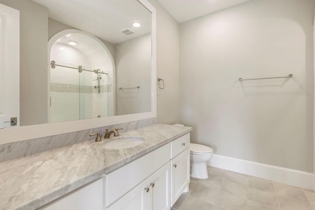 6806 E Warwick Lake Lane, Spring, TX 77389
