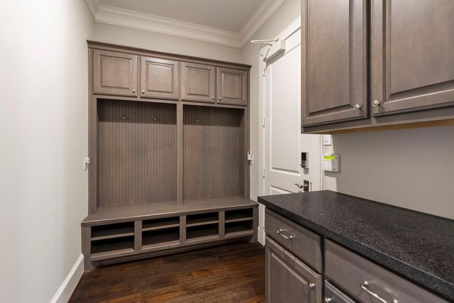 6806 E Warwick Lake Lane, Spring, TX 77389