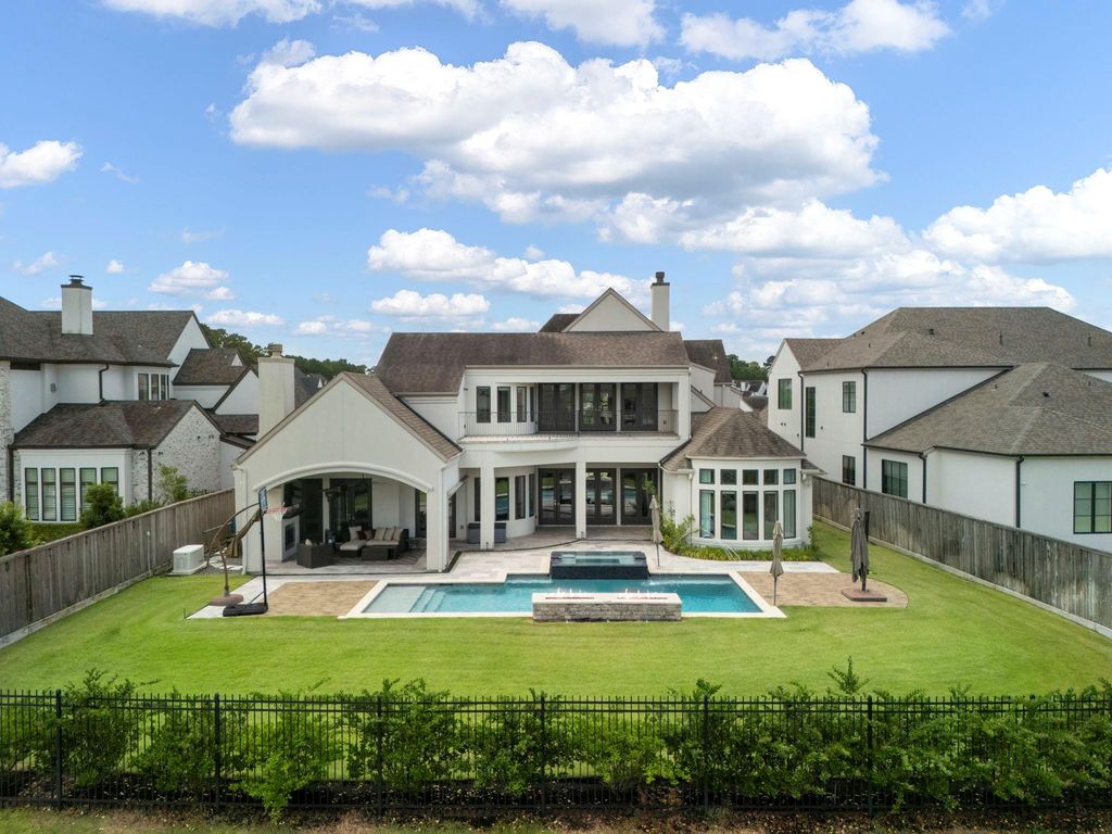 6806 E Warwick Lake Lane, Spring, TX 77389