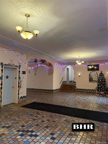 8735 Bay Parkway A32, Brooklyn, NY 11214