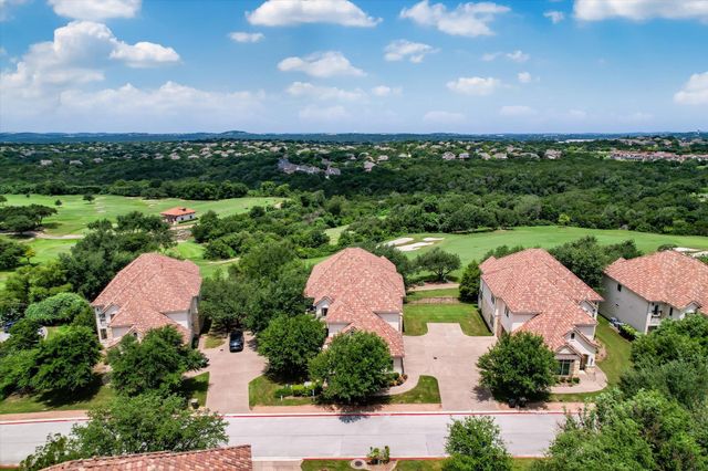 2210 University Club DR 4B, Austin, TX 78732