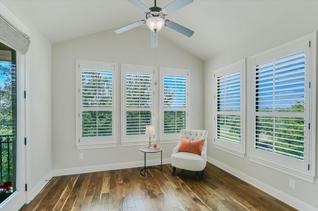 2210 University Club DR 4B, Austin, TX 78732