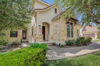 2210 University Club DR 4B, Austin, TX 78732