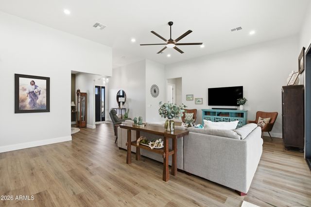 20015 E RIGGS Road, Queen Creek, AZ 85142