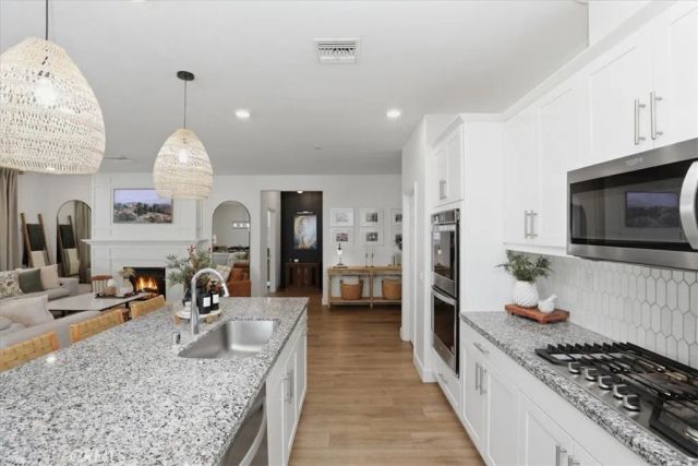 7528 Haystack Loop, Riverside, CA 92507
