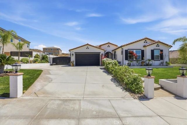 7528 Haystack Loop, Riverside, CA 92507