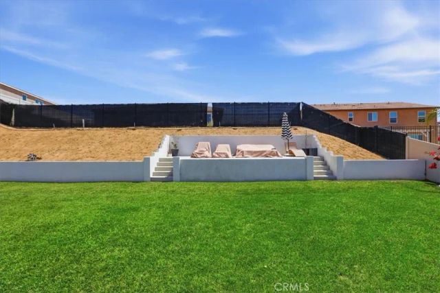 7528 Haystack Loop, Riverside, CA 92507