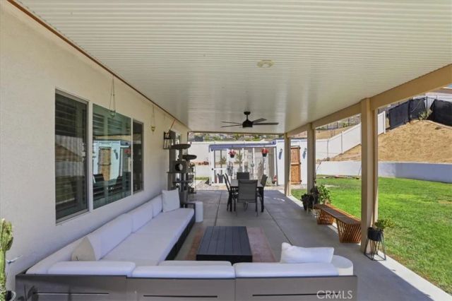 7528 Haystack Loop, Riverside, CA 92507
