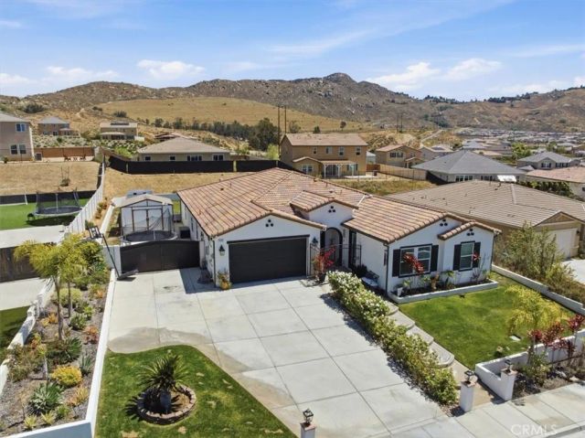 7528 Haystack Loop, Riverside, CA 92507