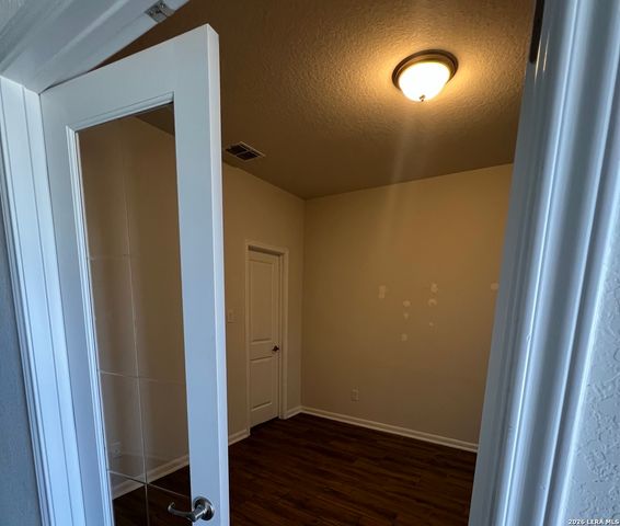 8328 Sunrise Glen, Selma, TX 78154