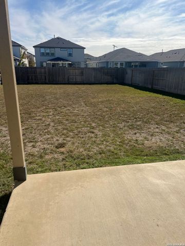 8328 Sunrise Glen, Selma, TX 78154