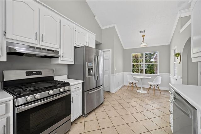 660 Tribble Creek Drive, Grayson, GA 30017