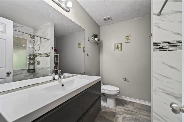 660 Tribble Creek Drive, Grayson, GA 30017