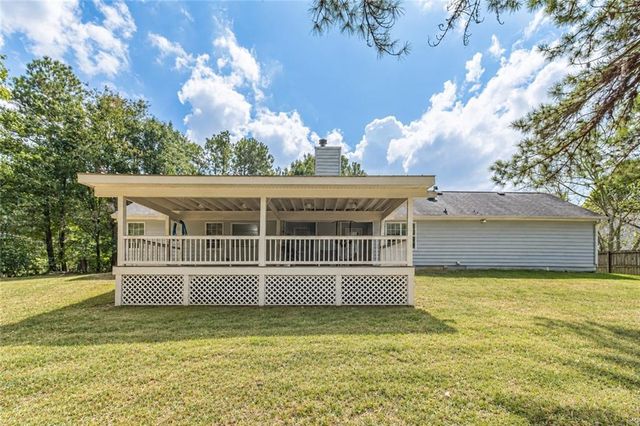 660 Tribble Creek Drive, Grayson, GA 30017