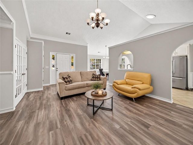 660 Tribble Creek Drive, Grayson, GA 30017