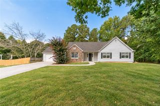 660 Tribble Creek Drive, Grayson, GA 30017