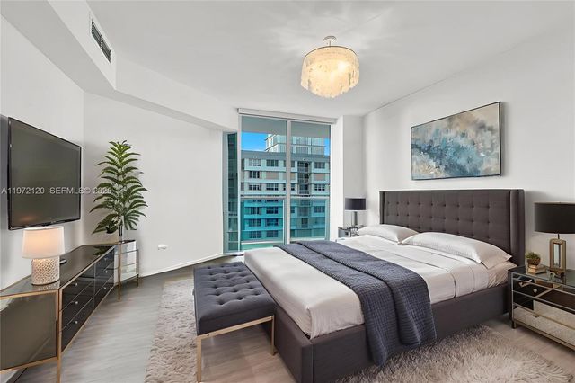 1881 79th St Cswy 1404, North Bay Village, FL 33141