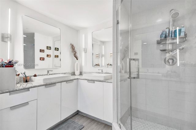 1881 79th St Cswy 1404, North Bay Village, FL 33141