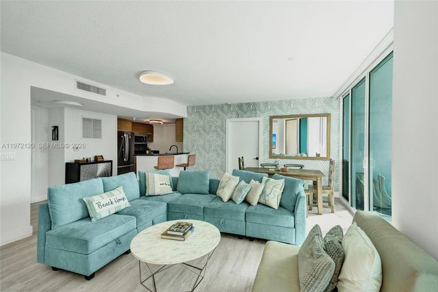 1881 79th St Cswy 1404, North Bay Village, FL 33141