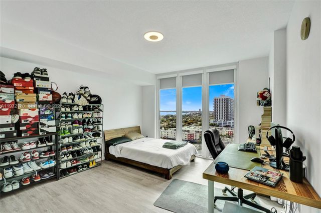 1881 79th St Cswy 1404, North Bay Village, FL 33141