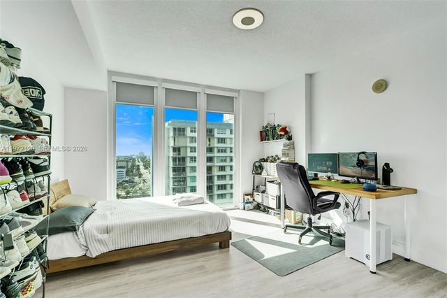 1881 79th St Cswy 1404, North Bay Village, FL 33141